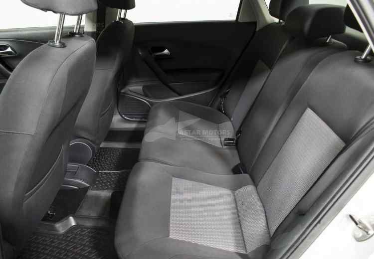 Volkswagen Polo IV Рестайлинг