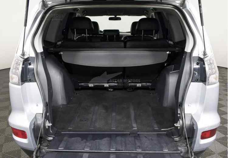 Mitsubishi Outlander III