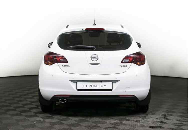 Opel Astra J Рестайлинг