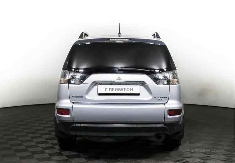 Mitsubishi Outlander III