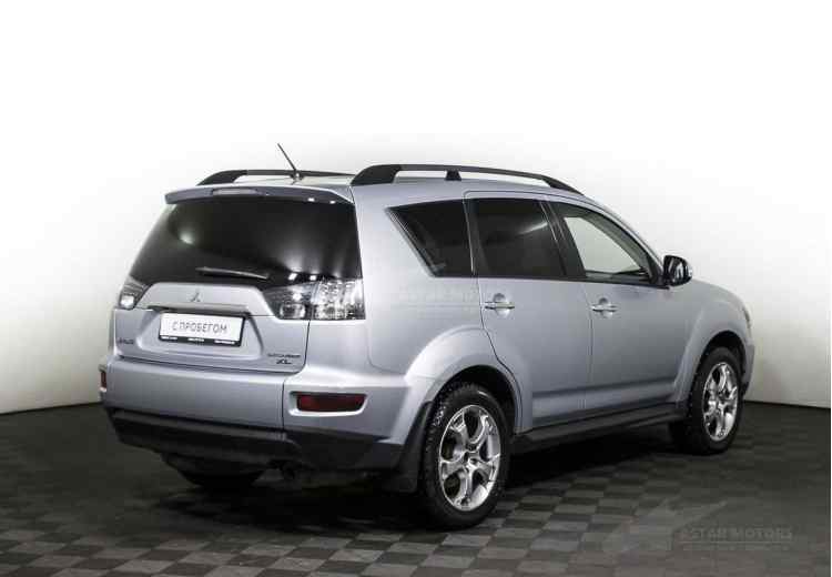 Mitsubishi Outlander III