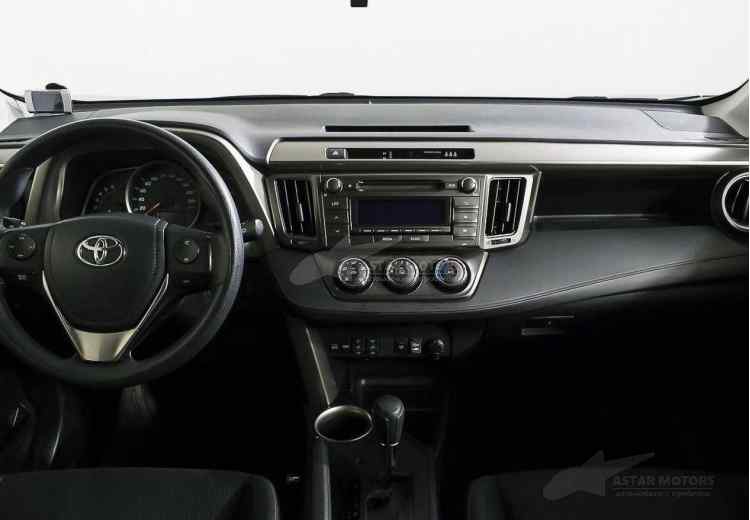 Toyota RAV4 IV (CA40)