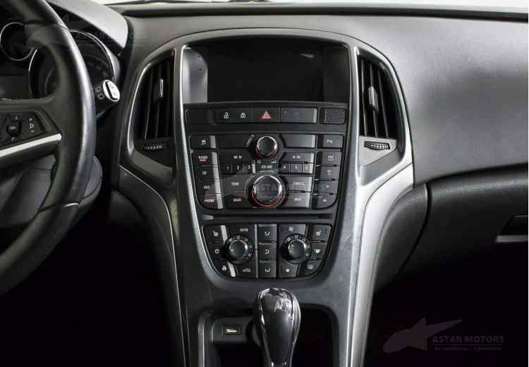 Opel Astra J Рестайлинг