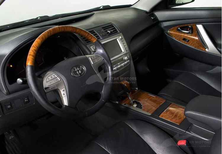 Toyota Camry VII (XV50)