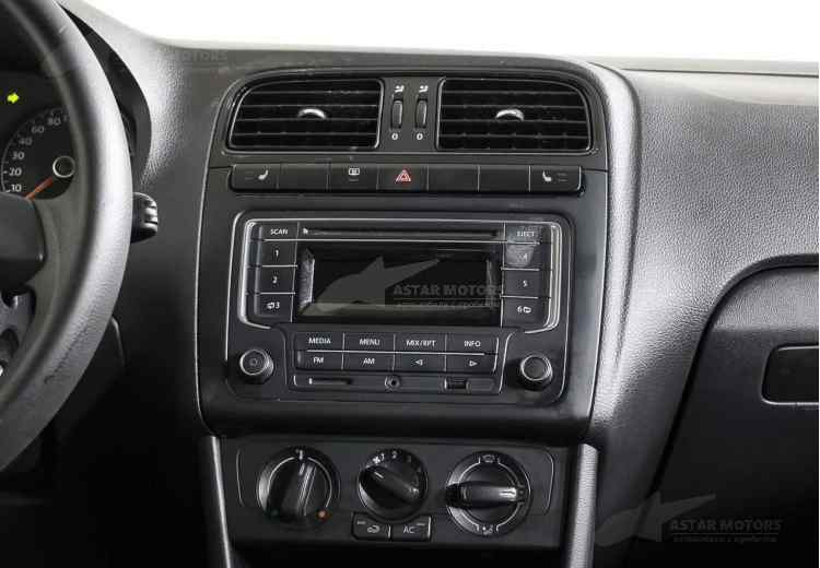 Volkswagen Polo IV Рестайлинг