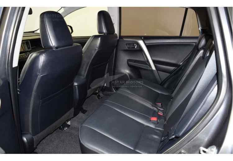 Toyota RAV4 IV (CA40)