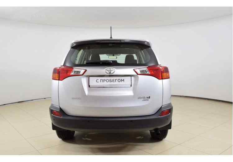 Toyota RAV4 IV (CA40)