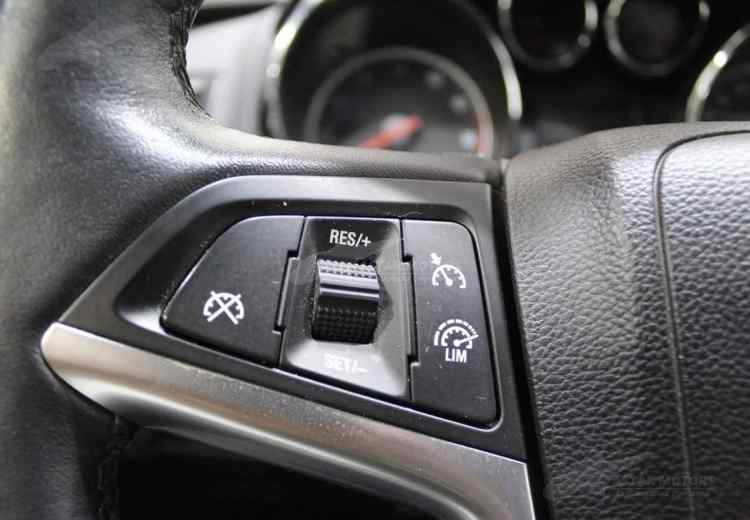 Opel Astra J Рестайлинг