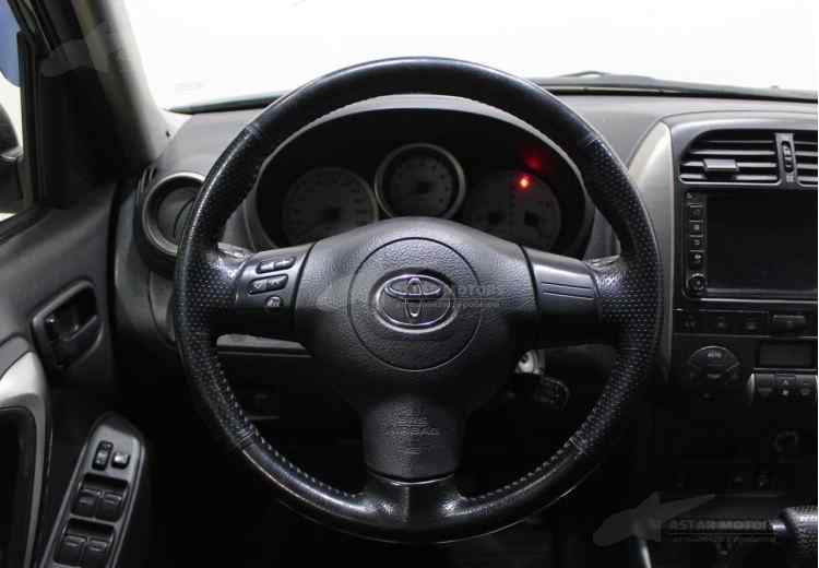 Toyota RAV4 III (XA30)