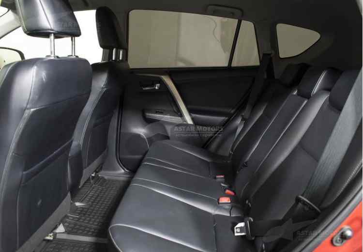 Toyota RAV4 IV (CA40)