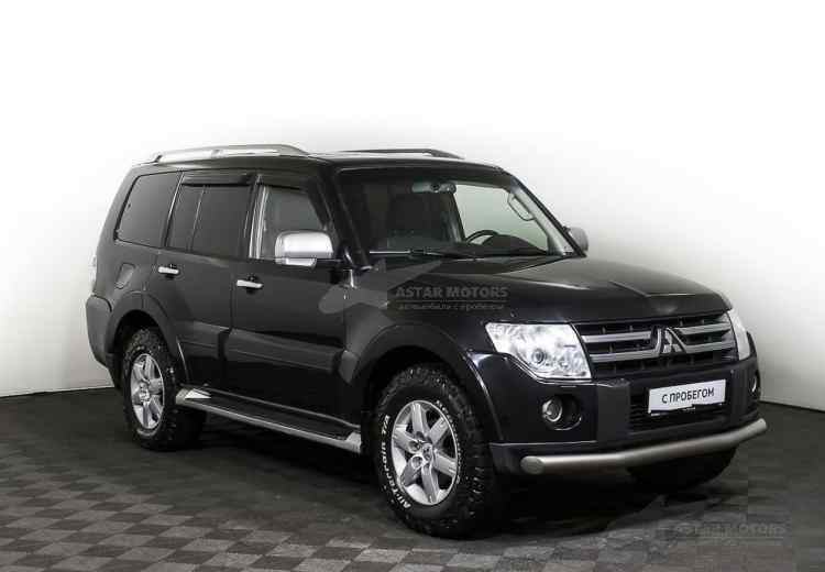 Mitsubishi Pajero IV