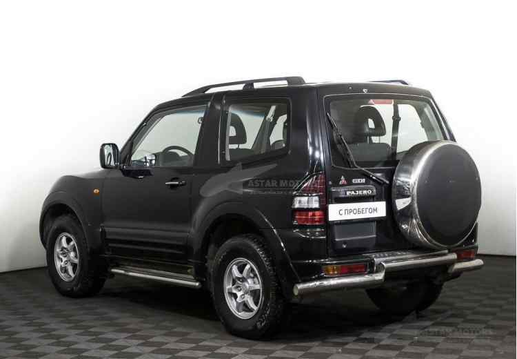 Mitsubishi Pajero III