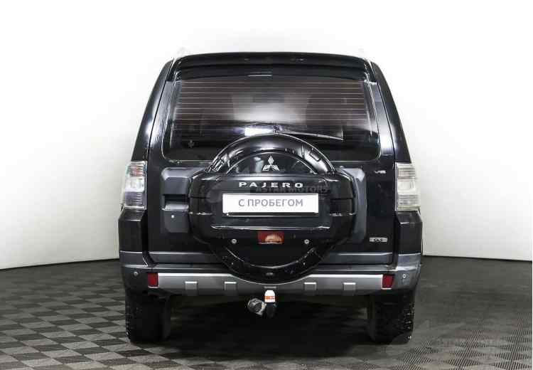 Mitsubishi Pajero IV