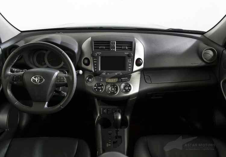 Toyota RAV4 IV (CA40)