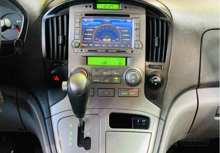 Hyundai Grand Starex I