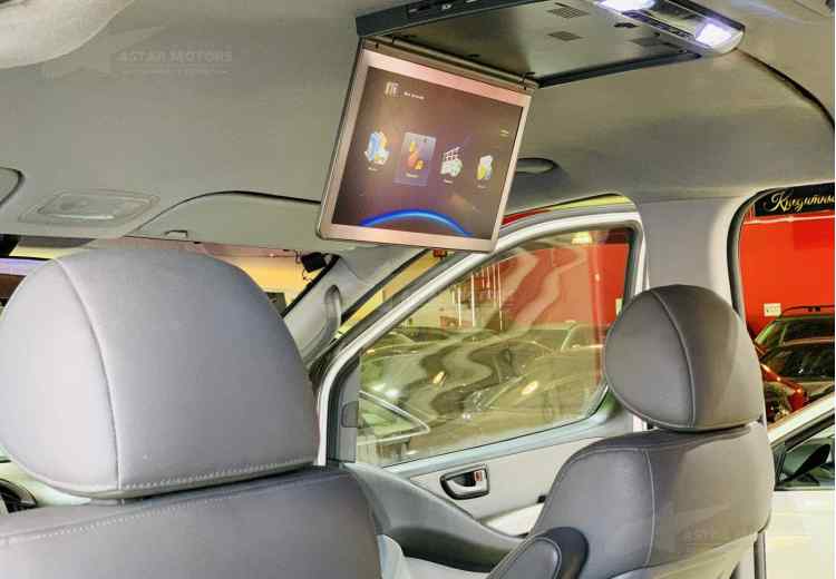 Hyundai Grand Starex I