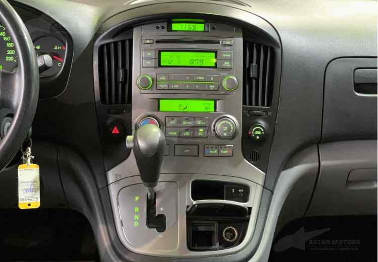 Hyundai Grand Starex I