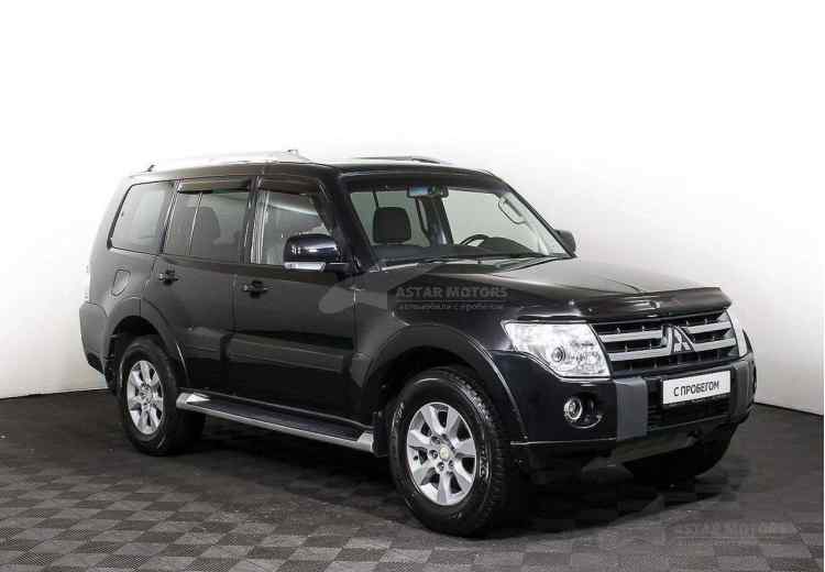 Mitsubishi Pajero IV