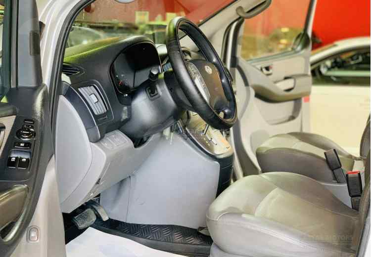 Hyundai Grand Starex I