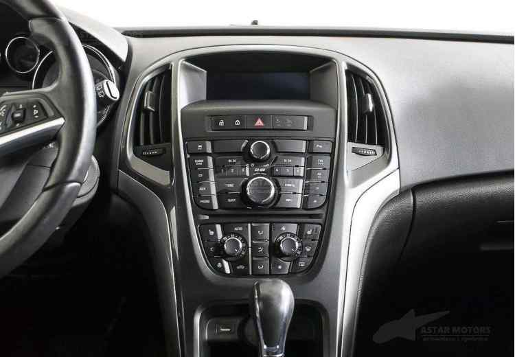 Opel Astra J Рестайлинг