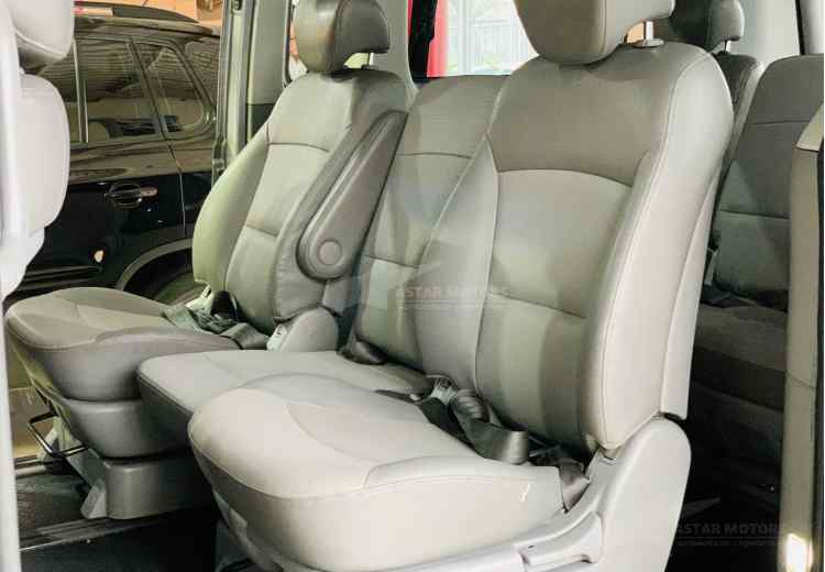 Hyundai Grand Starex I