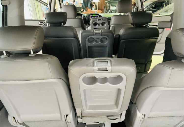 Hyundai Grand Starex I