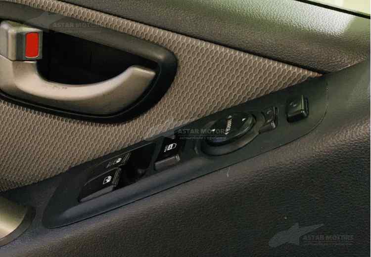 Hyundai Grand Starex I