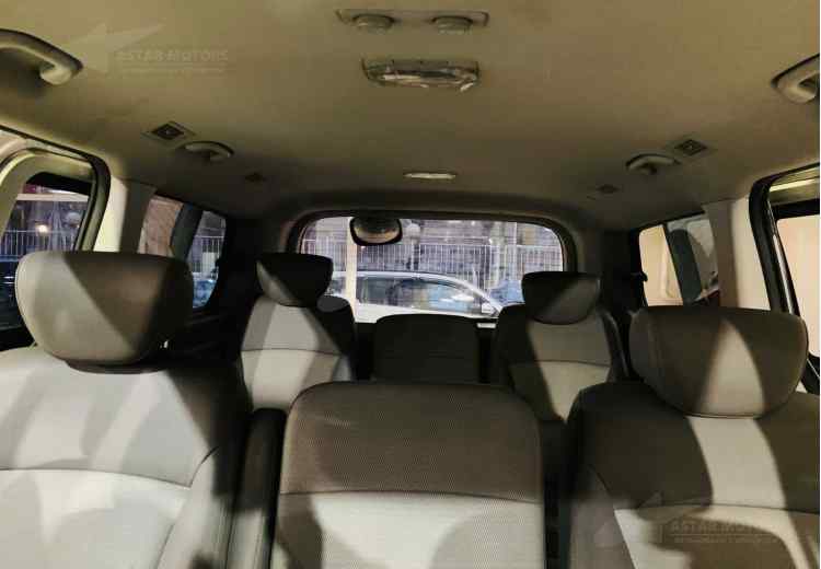 Hyundai Grand Starex I