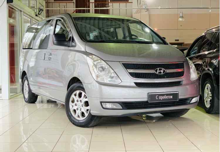 Hyundai Grand Starex I