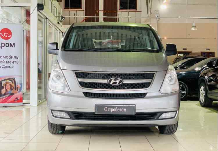 Hyundai Grand Starex I