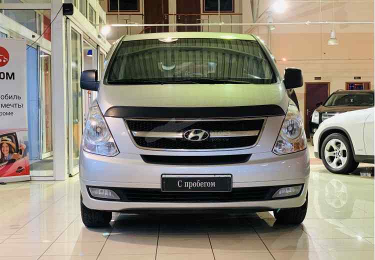 Hyundai Grand Starex I