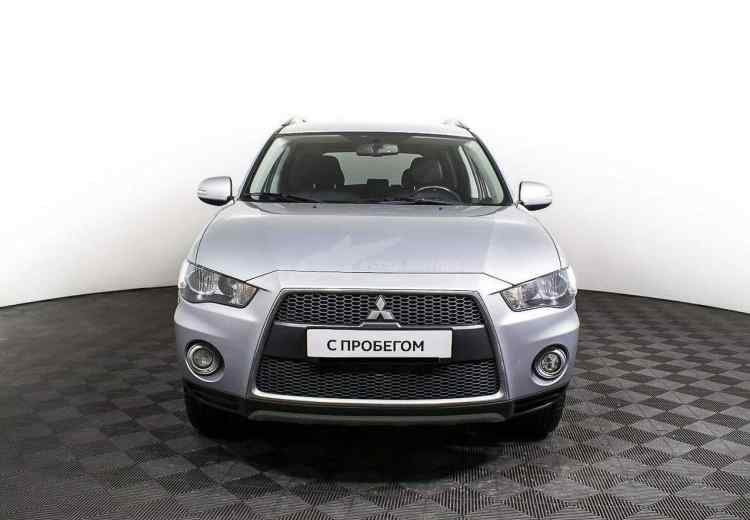 Mitsubishi Outlander III