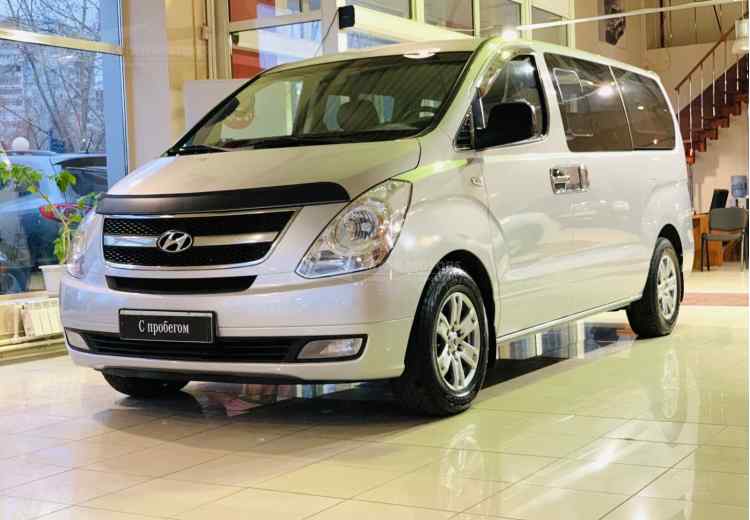 Hyundai Grand Starex I