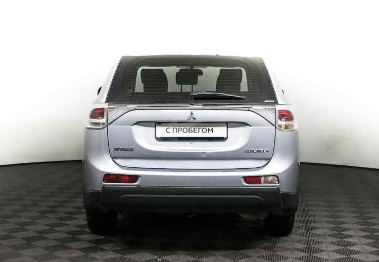 Mitsubishi Outlander III