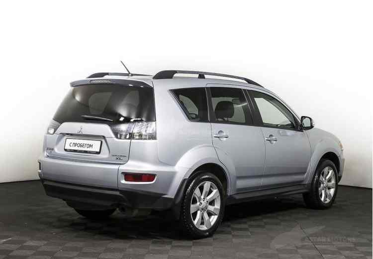 Mitsubishi Outlander III