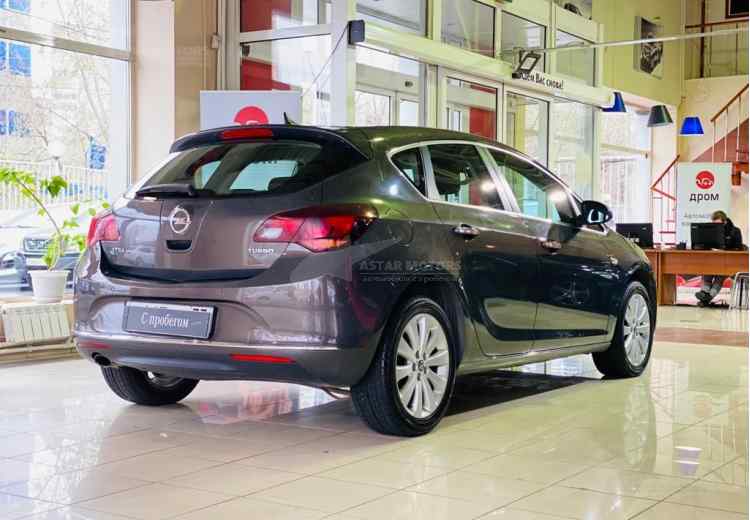 Opel Astra J Рестайлинг