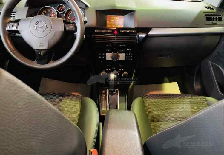 Opel Astra J Рестайлинг