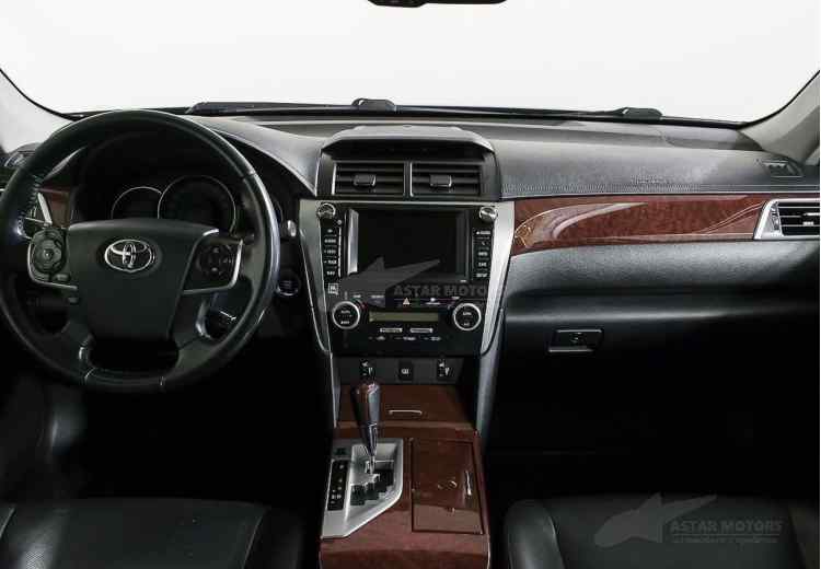 Toyota Camry VII (XV50)