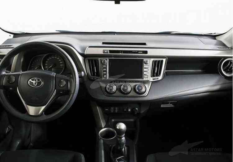 Toyota RAV4 IV (CA40)