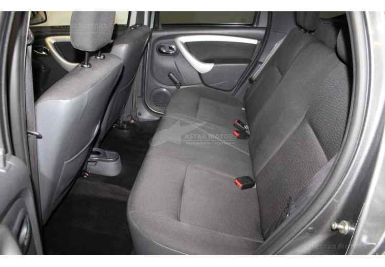 Nissan Terrano III (D10)