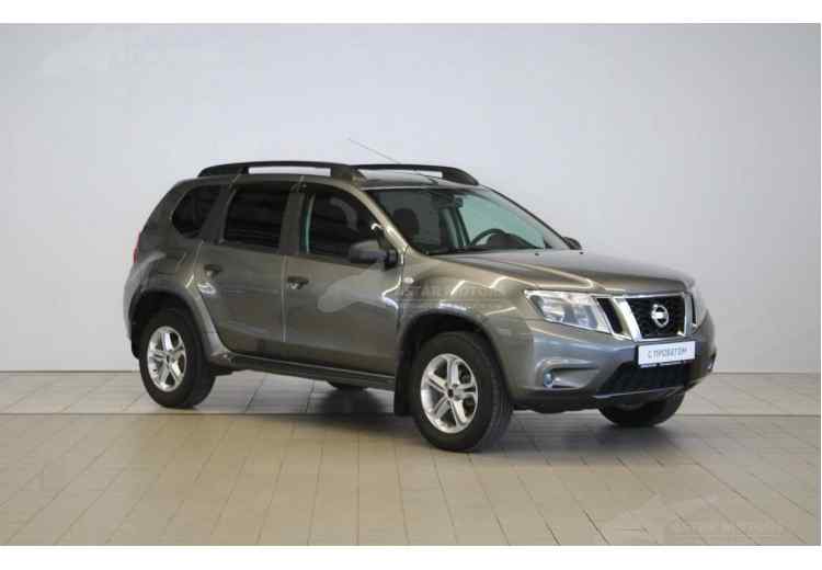 Nissan Terrano III (D10)