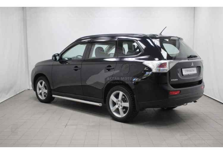 Mitsubishi Outlander III