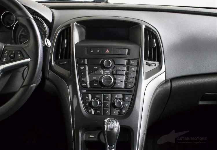Opel Astra J Рестайлинг