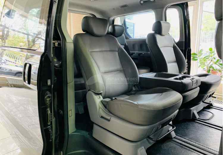 Hyundai Grand Starex I