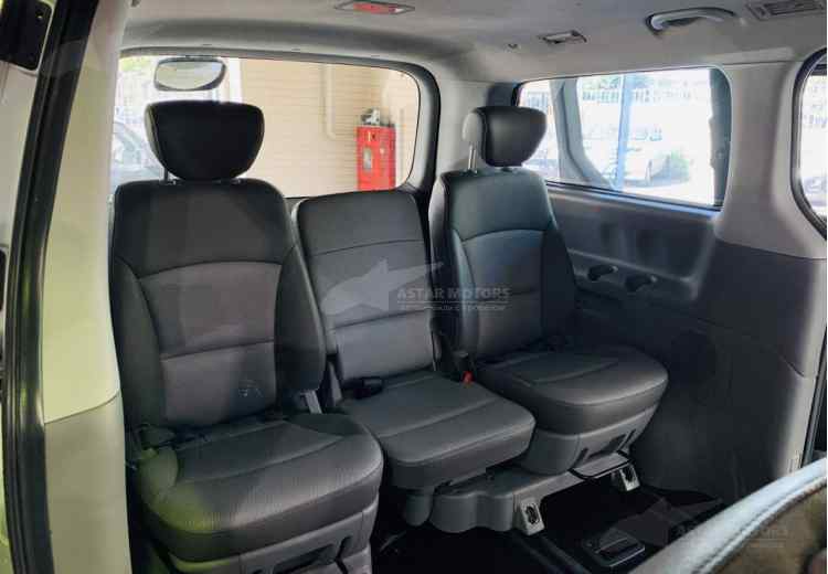 Hyundai Grand Starex I