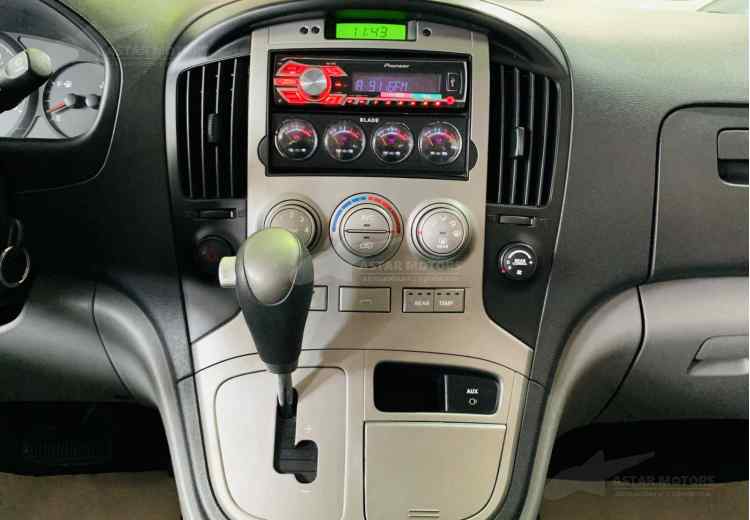 Hyundai Grand Starex I