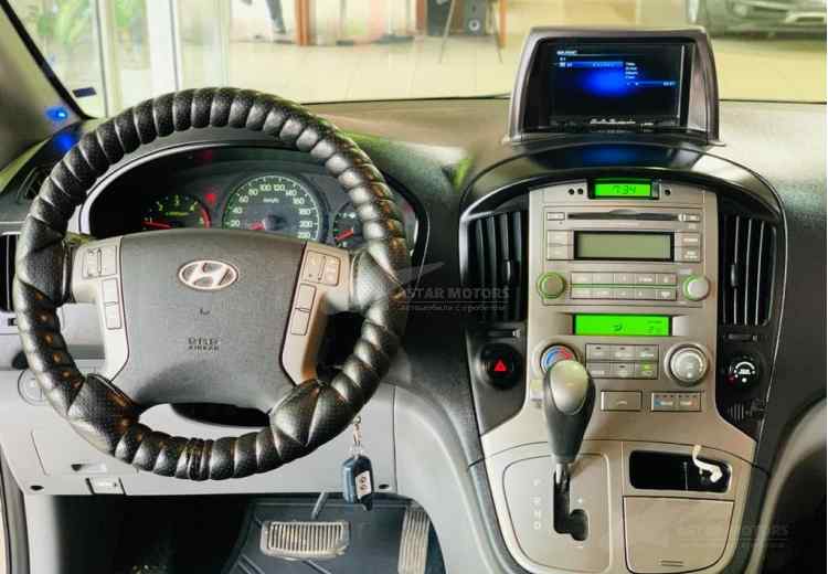 Hyundai Grand Starex I