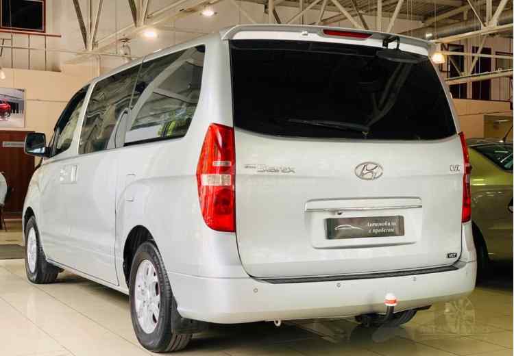 Hyundai Grand Starex I