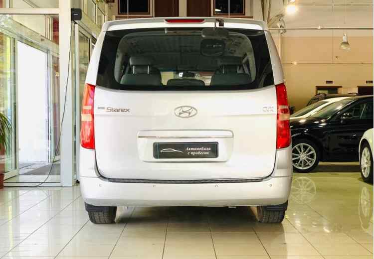 Hyundai Grand Starex I