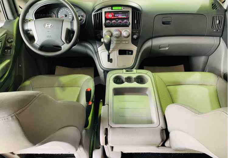 Hyundai Grand Starex I